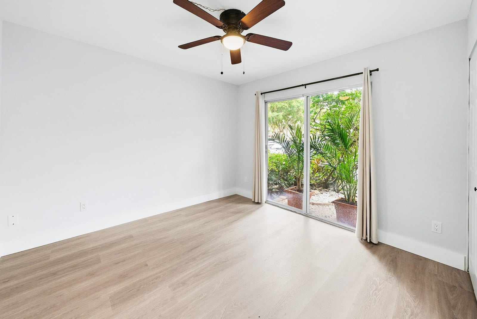 2214 S Cypress Bend Drive 106, Pompano Beach, FL 33069 photo 20