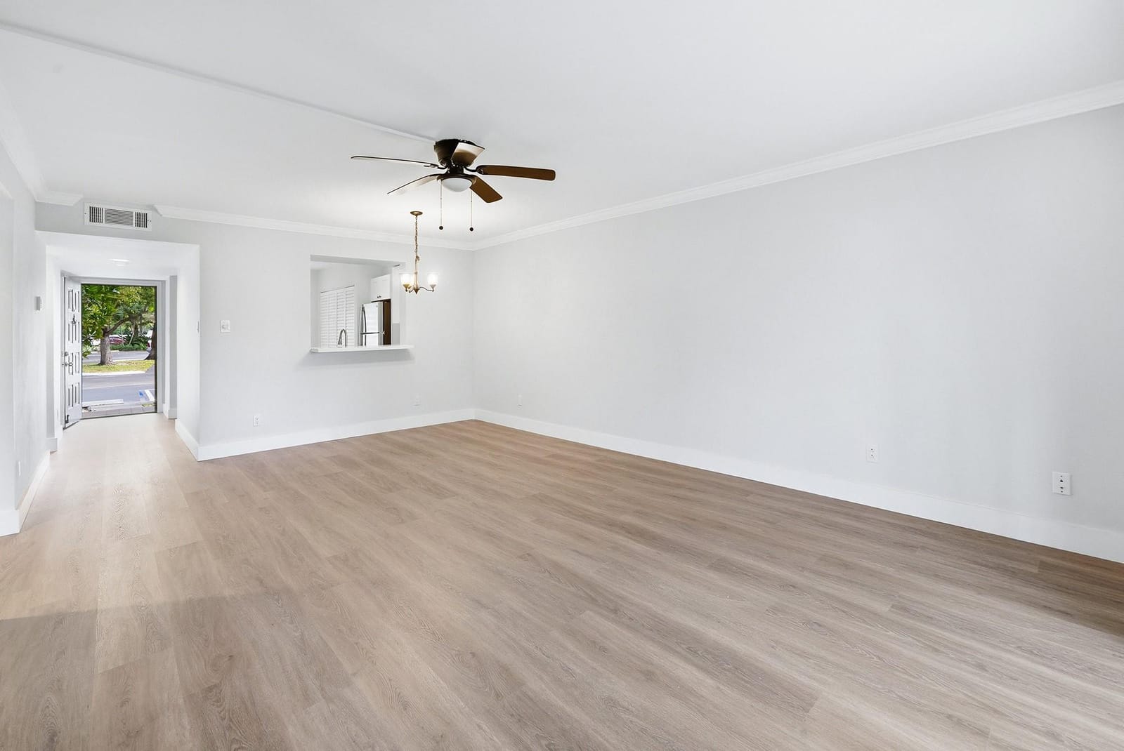 2214 S Cypress Bend Drive 106, Pompano Beach, FL 33069 photo 22