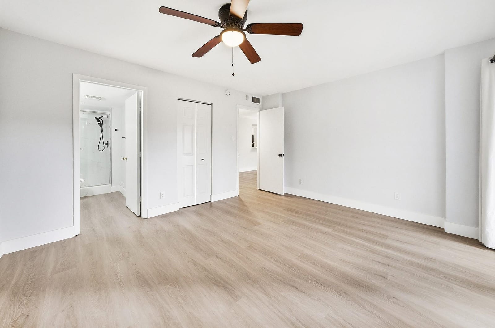 2214 S Cypress Bend Drive 106, Pompano Beach, FL 33069 photo 27