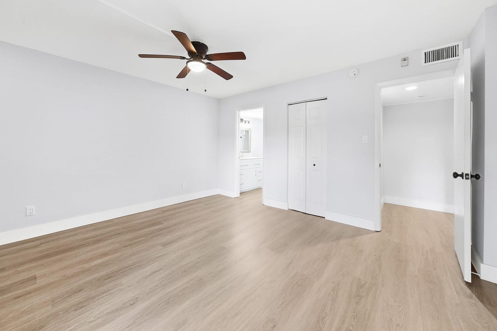 2214 S Cypress Bend Drive 106, Pompano Beach, FL 33069 photo 29