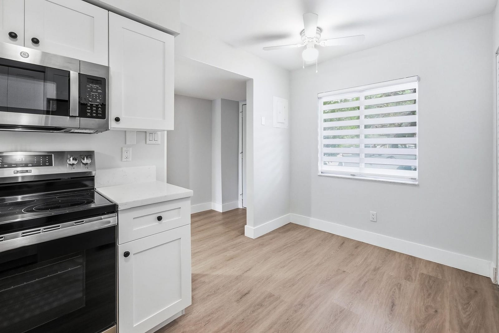 2214 S Cypress Bend Drive 106 — photo 9