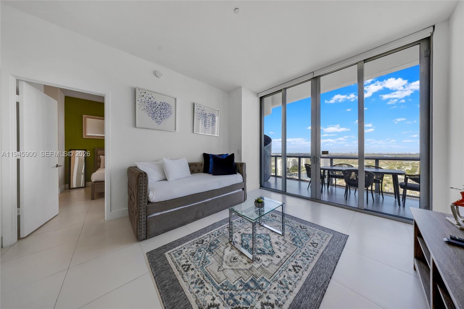 2600 E Hallandale Beach Boulevard T3304 — photo 3