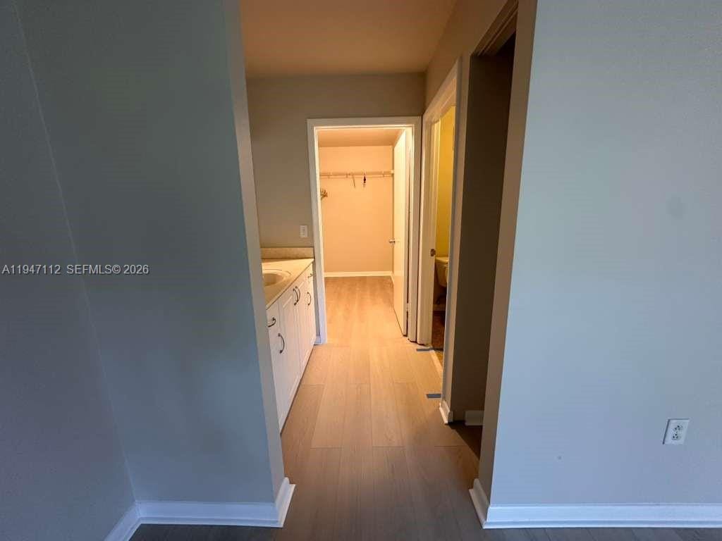 4863 Via Palm Lakes 806 — photo 11