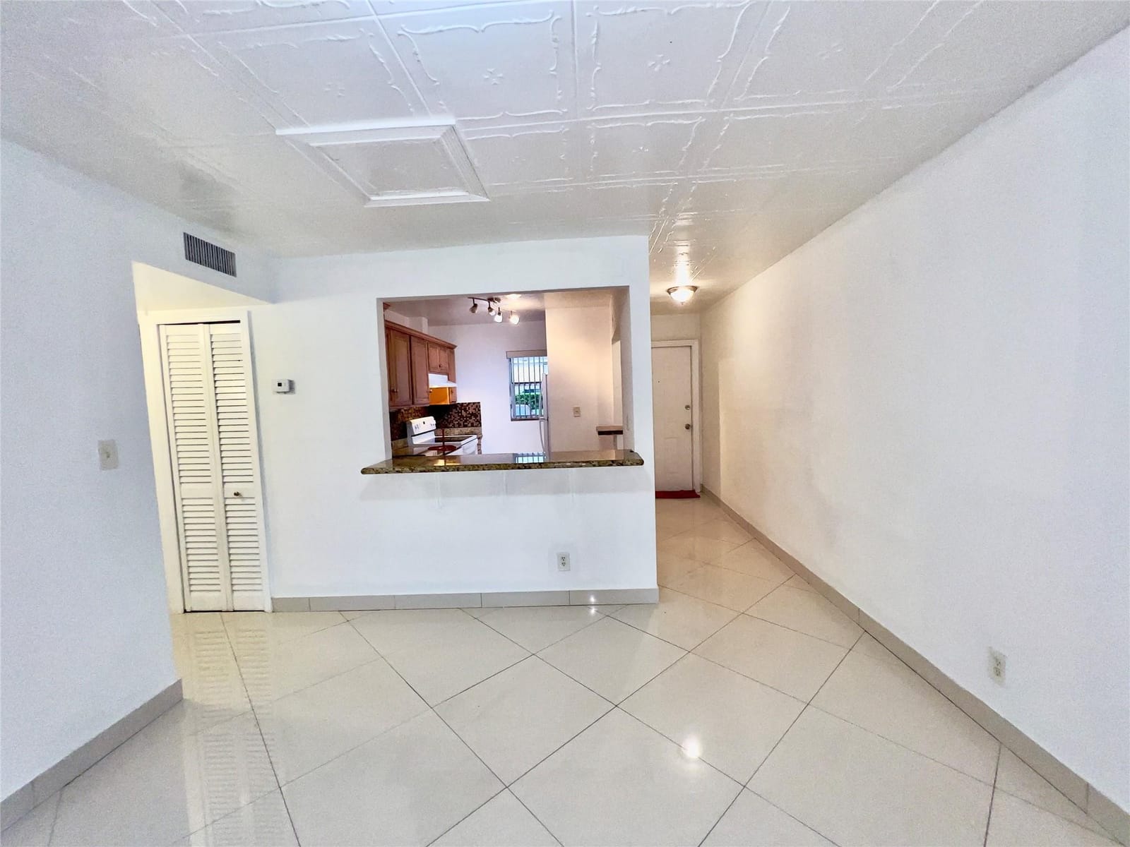 1021 NW 45th Street # 4 — photo 4