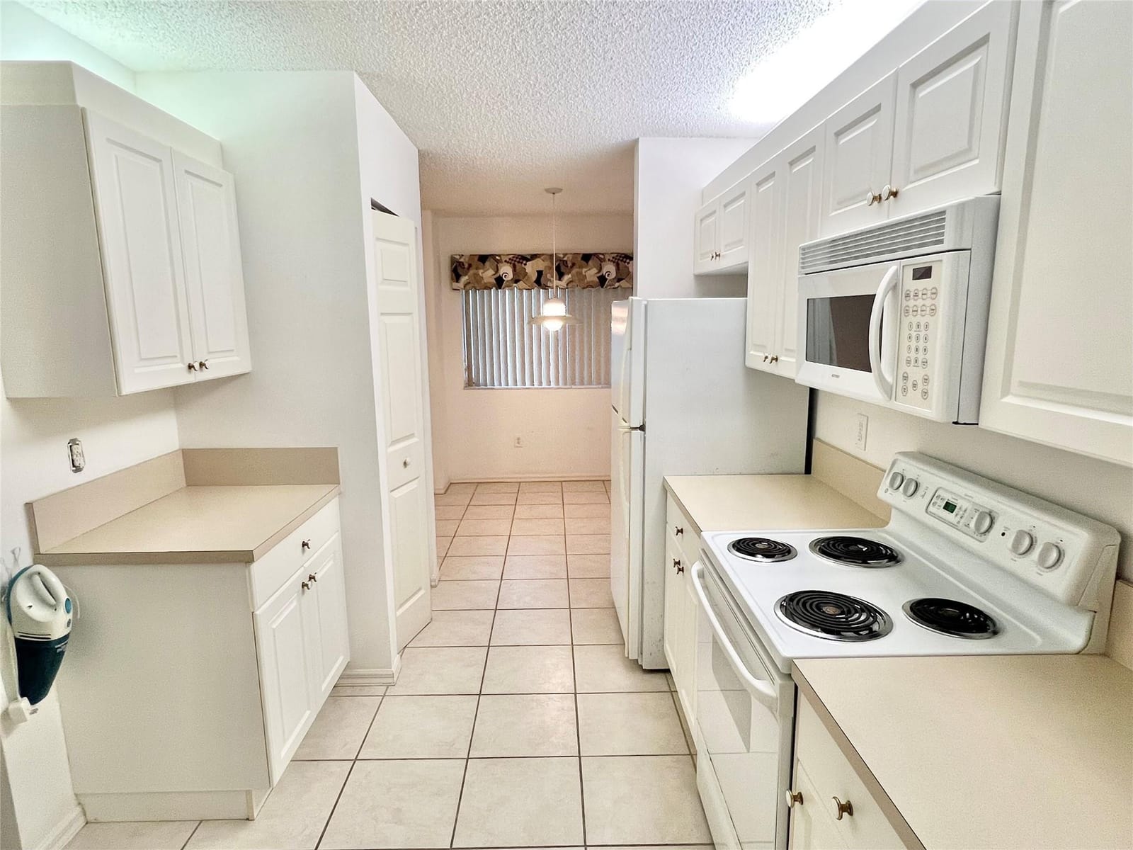 7763 Southampton Terrace 411 — photo 5