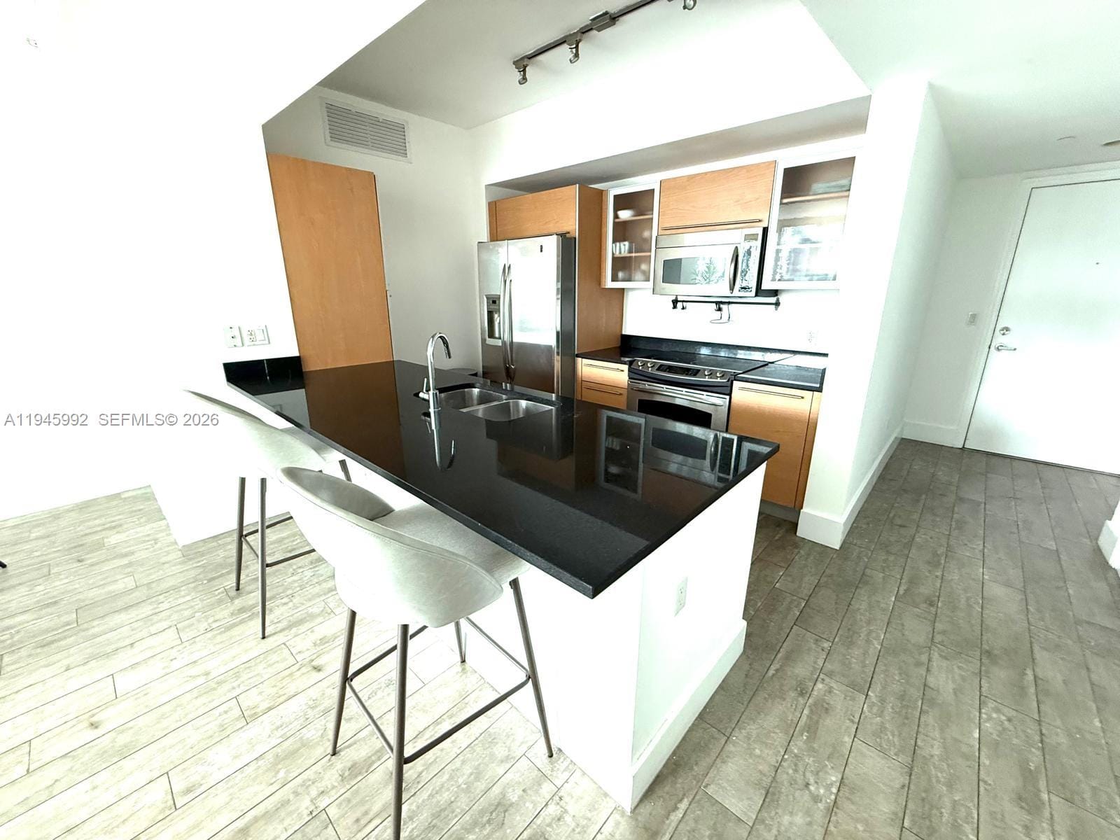 951 Brickell Avenue 1511, Miami, FL 33131