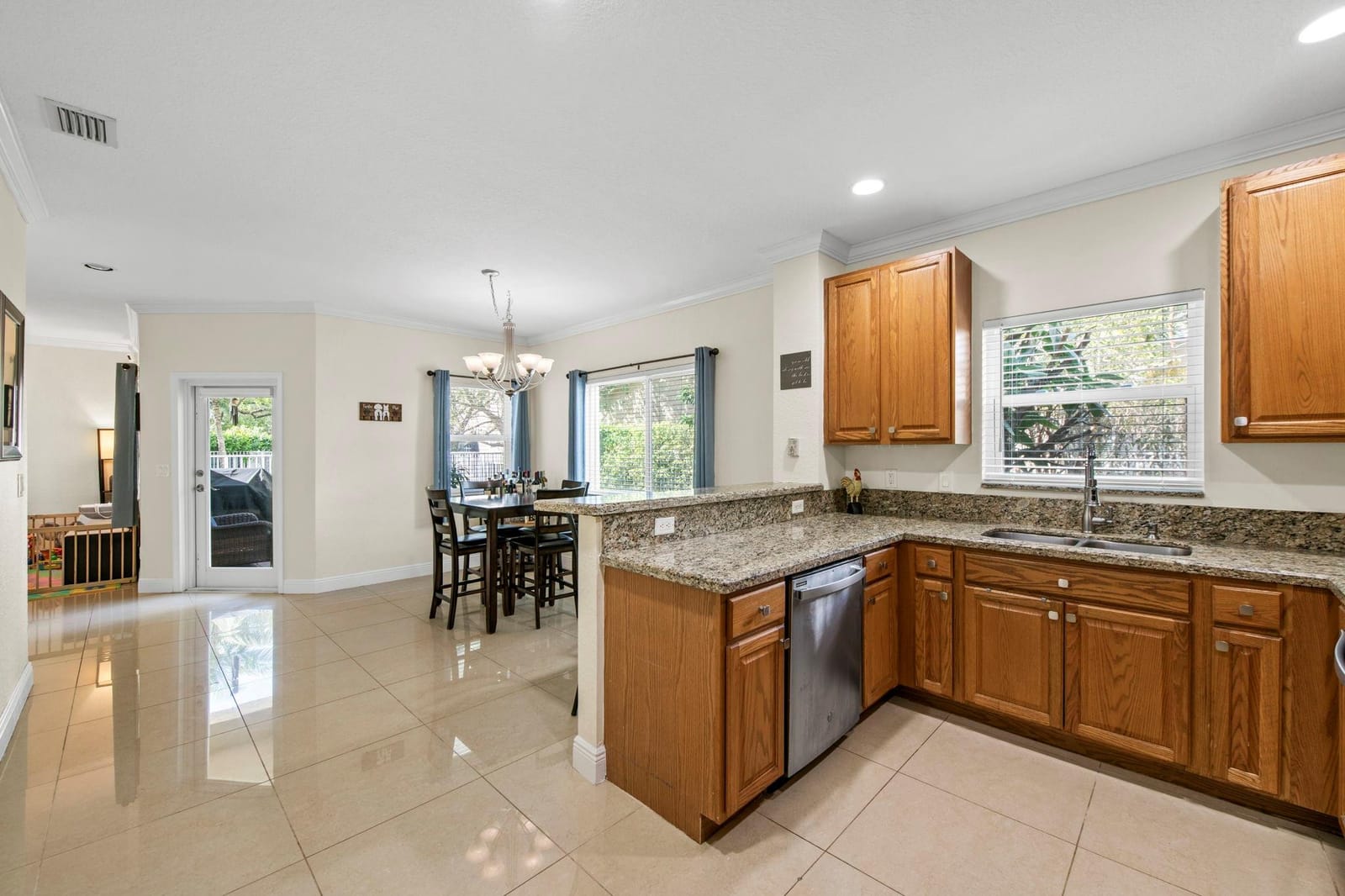 12619 NW 6th Court — photo 9