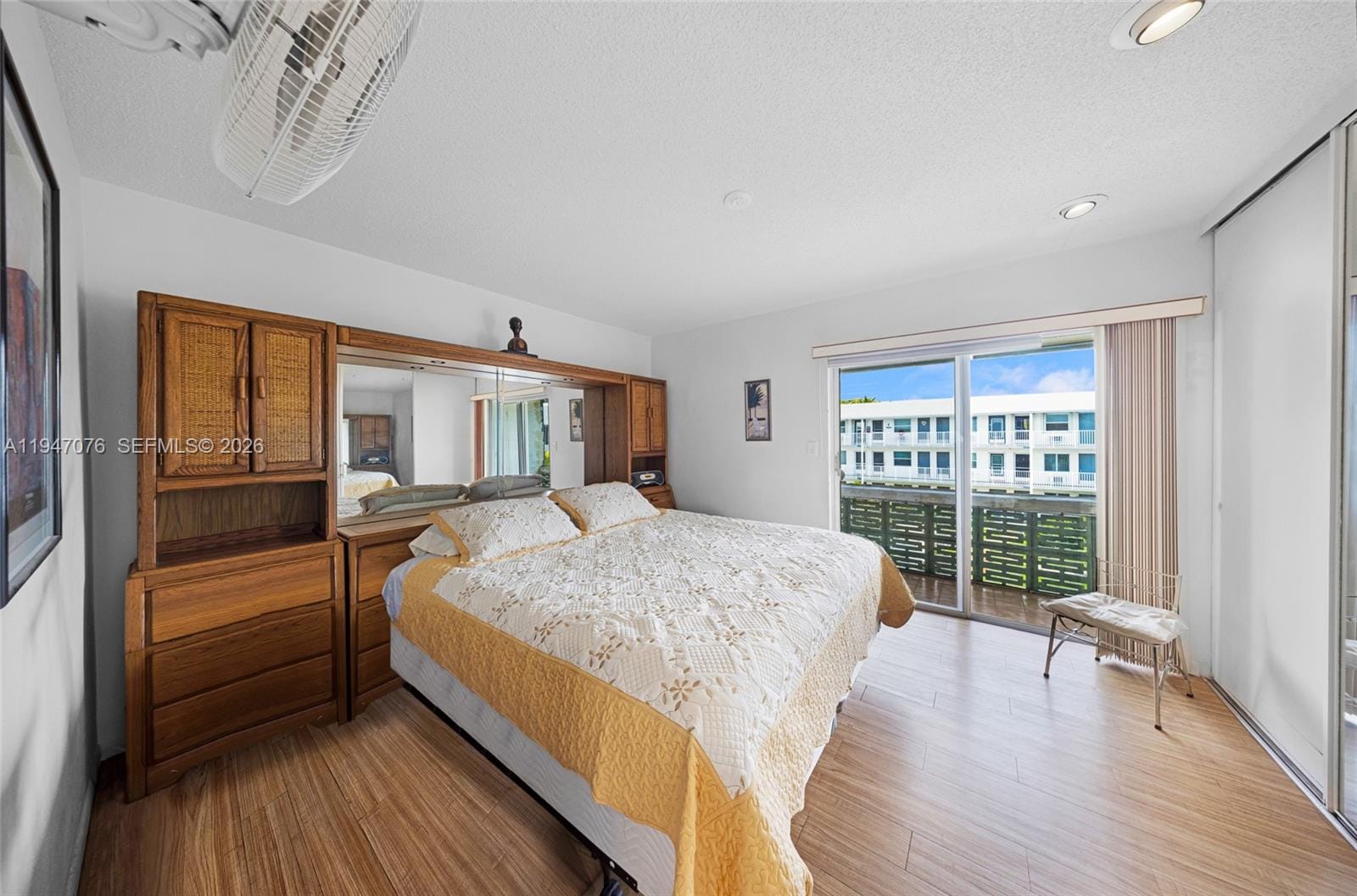 15600 NE 6th Avenue 28D — photo 11
