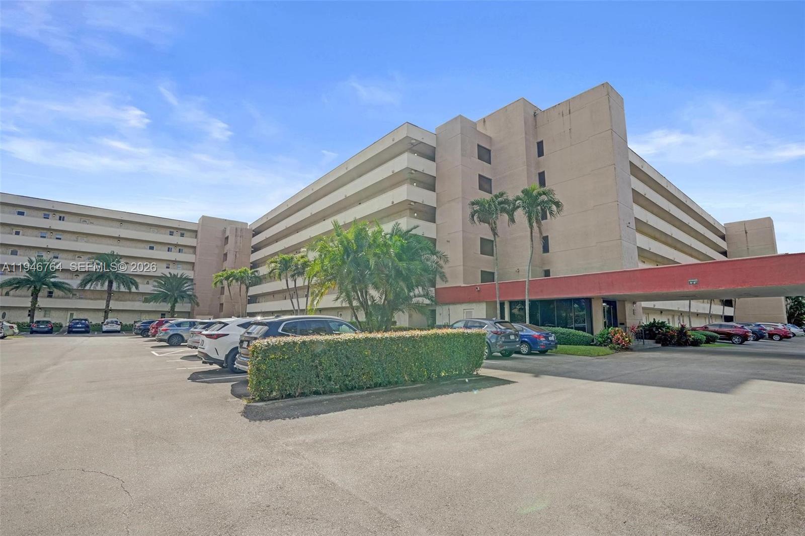 8900 Washington Boulevard PH5, Pembroke Pines, FL 33025, Pembroke Pines