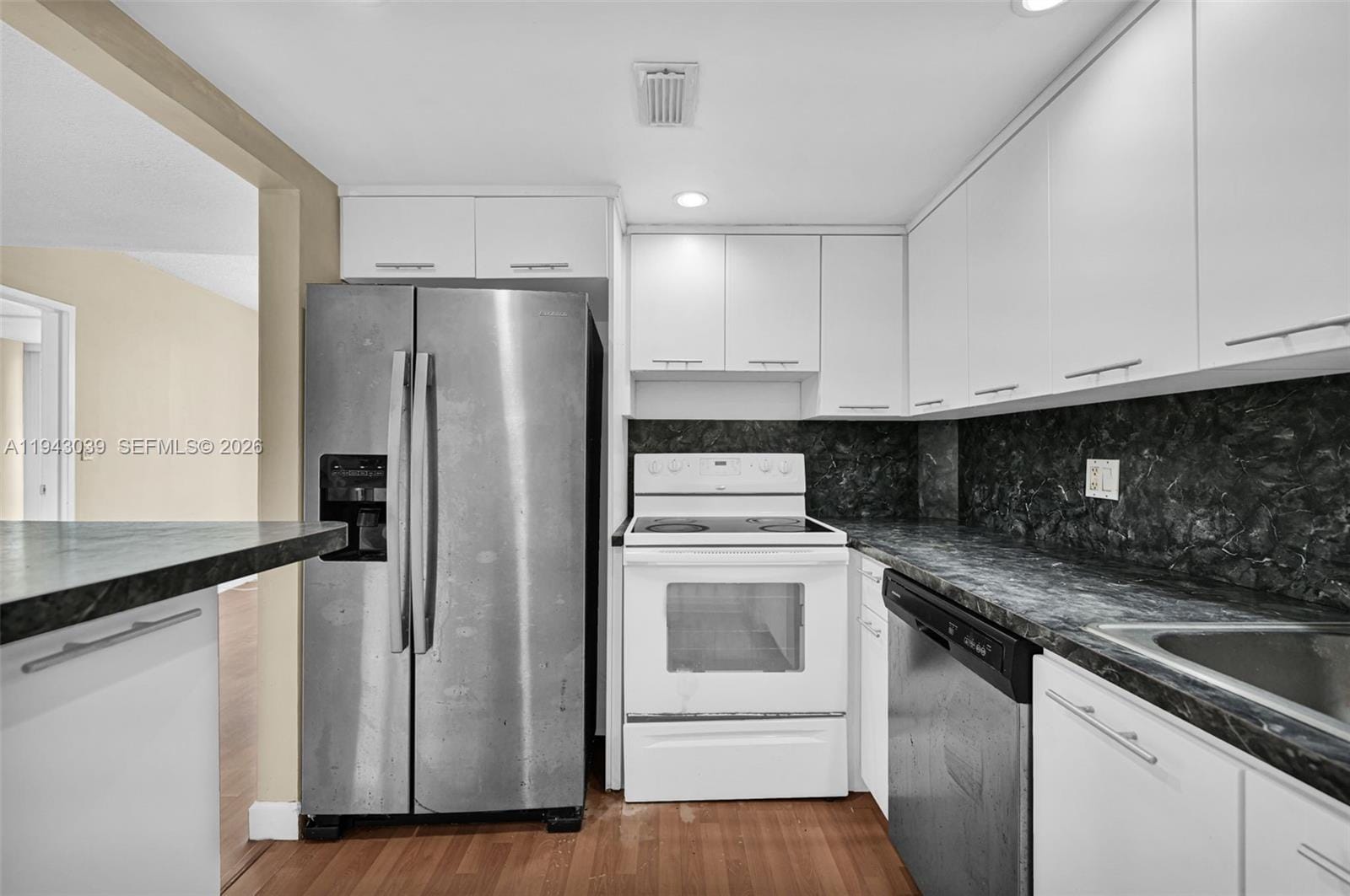 900 Bay Drive 321, Miami Beach, FL 33141 photo 12