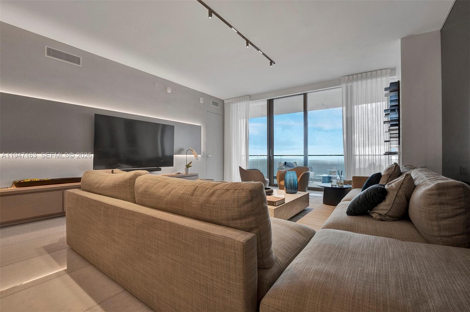 18975 Collins Avenue 4602 — photo 9