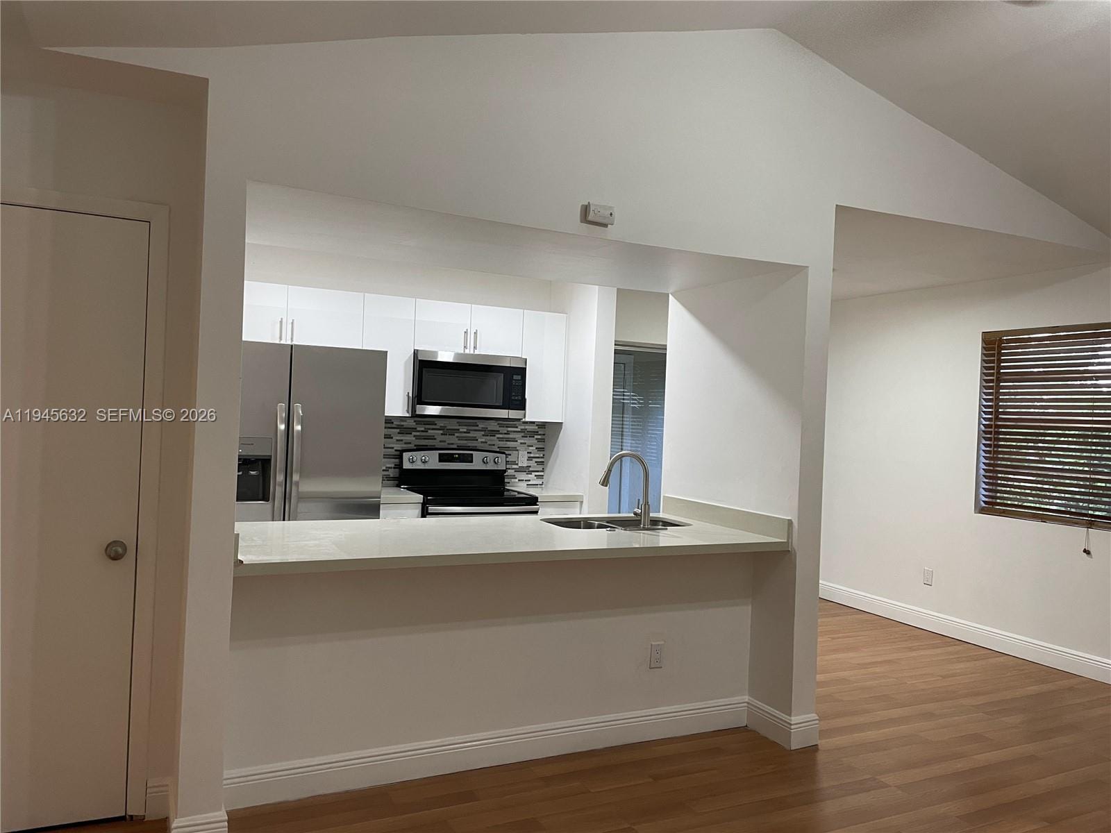 15325 SW 106th Terrace 618 — photo 6