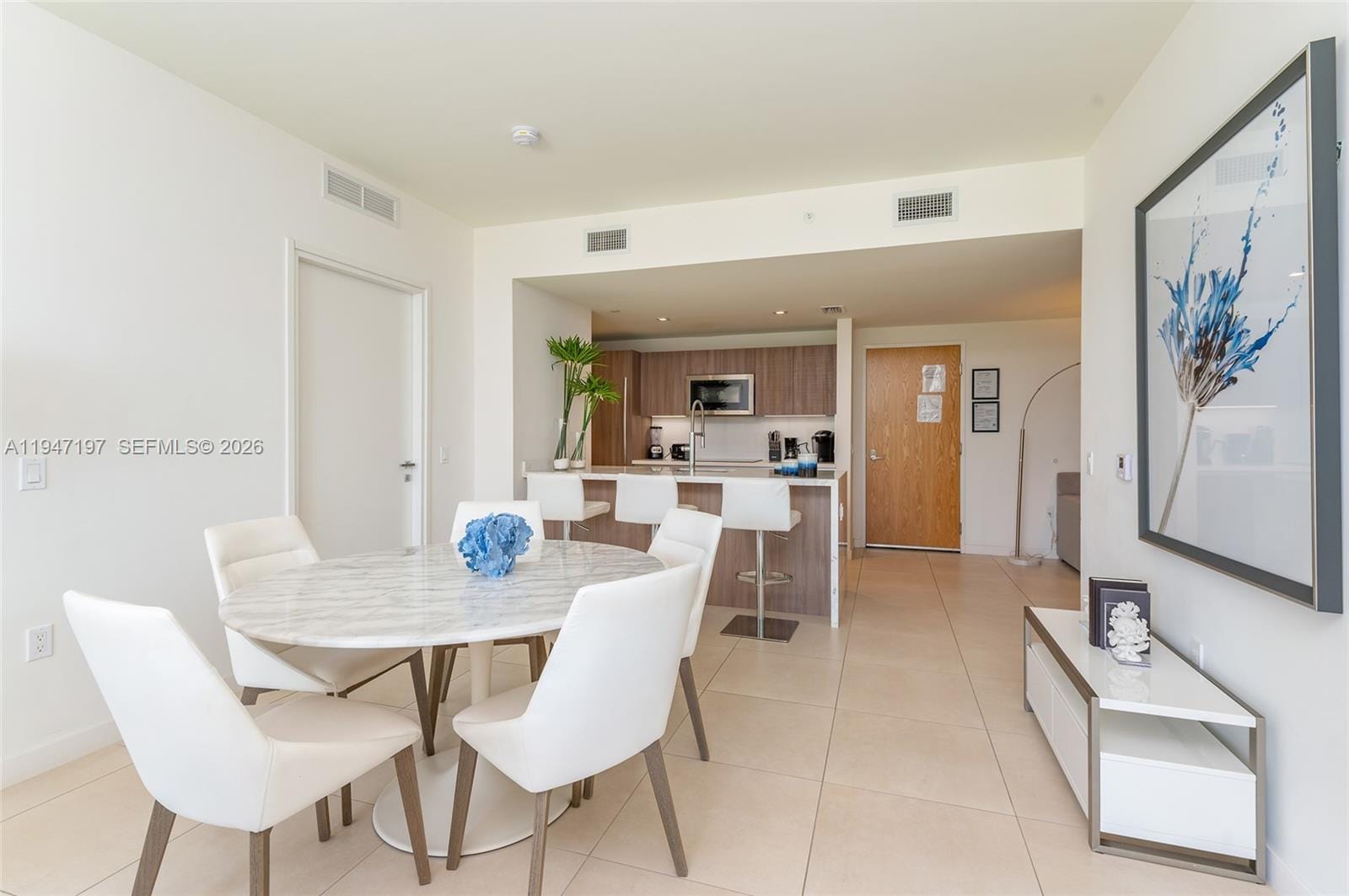 401 N Birch Road 502, Fort Lauderdale, FL 33304 photo 2