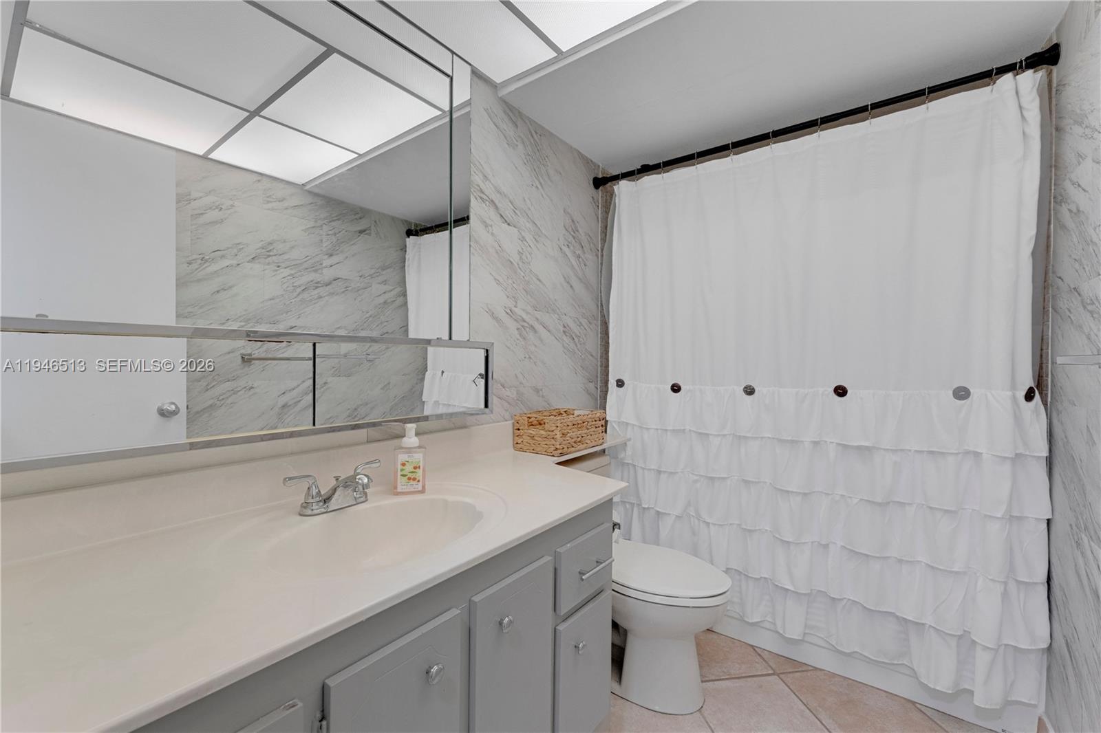 9721 Sunrise Lakes Boulevard 201, Sunrise, FL 33322 photo 16