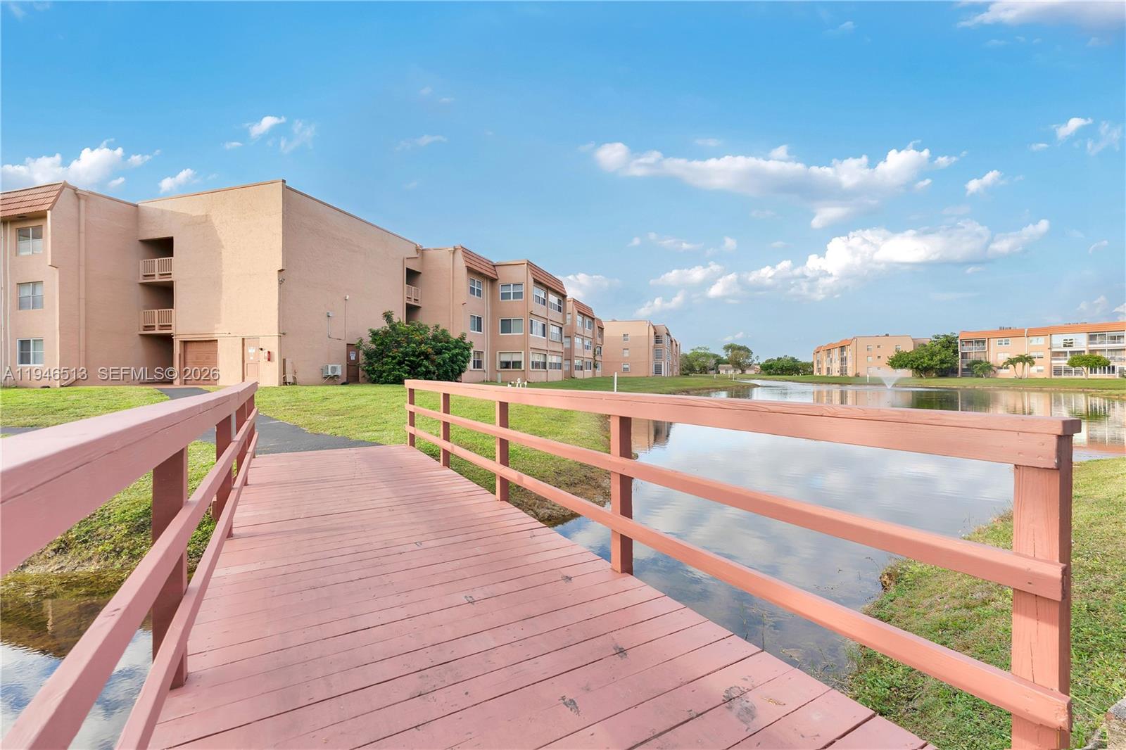 9721 Sunrise Lakes Boulevard 201, Sunrise, FL 33322 photo 20