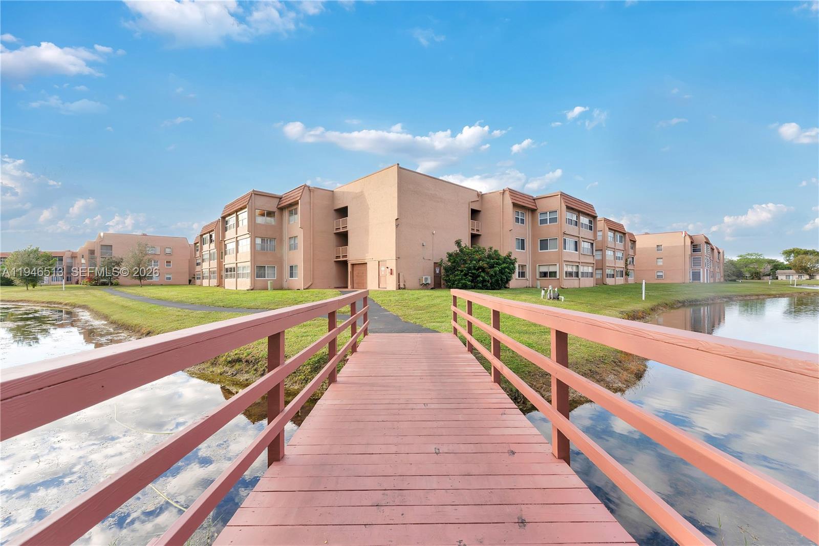 9721 Sunrise Lakes Boulevard 201, Sunrise, FL 33322 photo 21