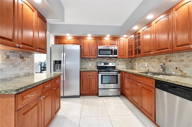 12850 SW 4th Court 115I, Pembroke Pines, FL 33027
