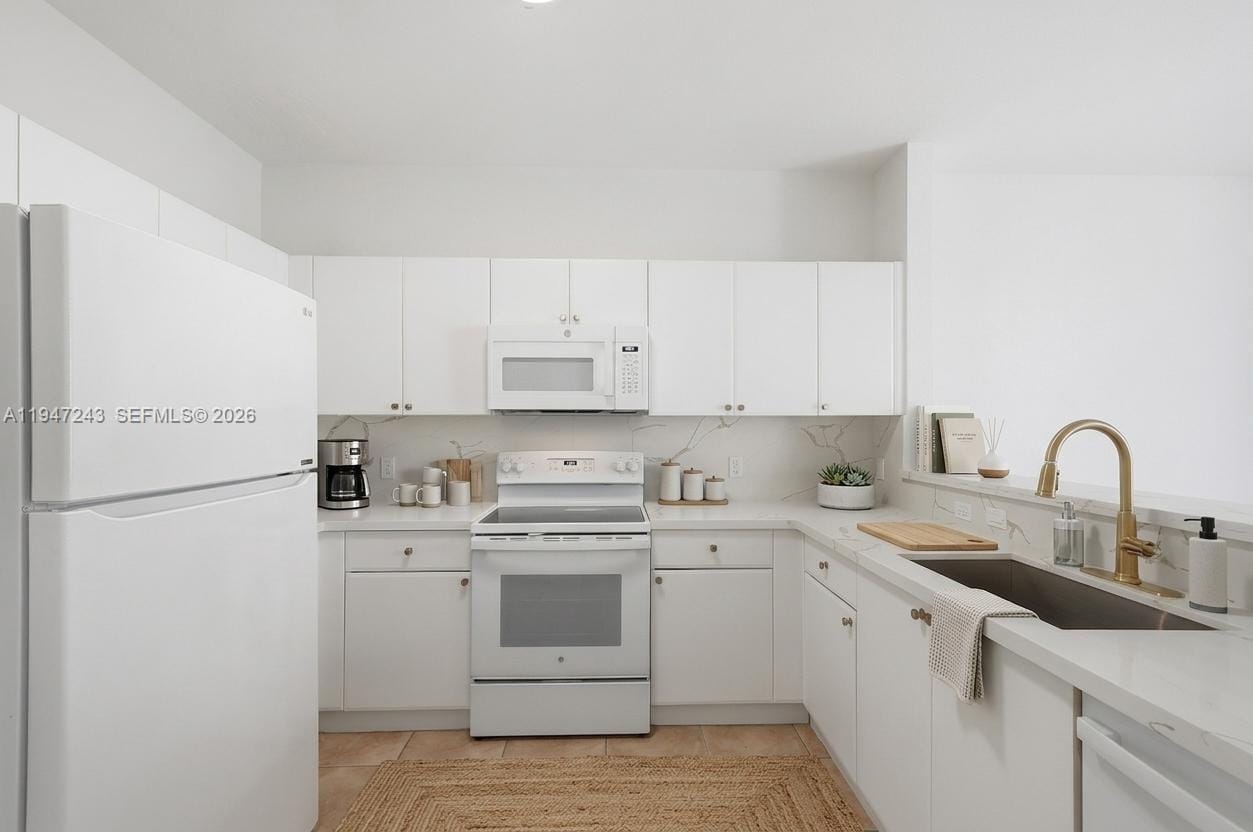 3914 SW 157th Avenue 227 — photo 5