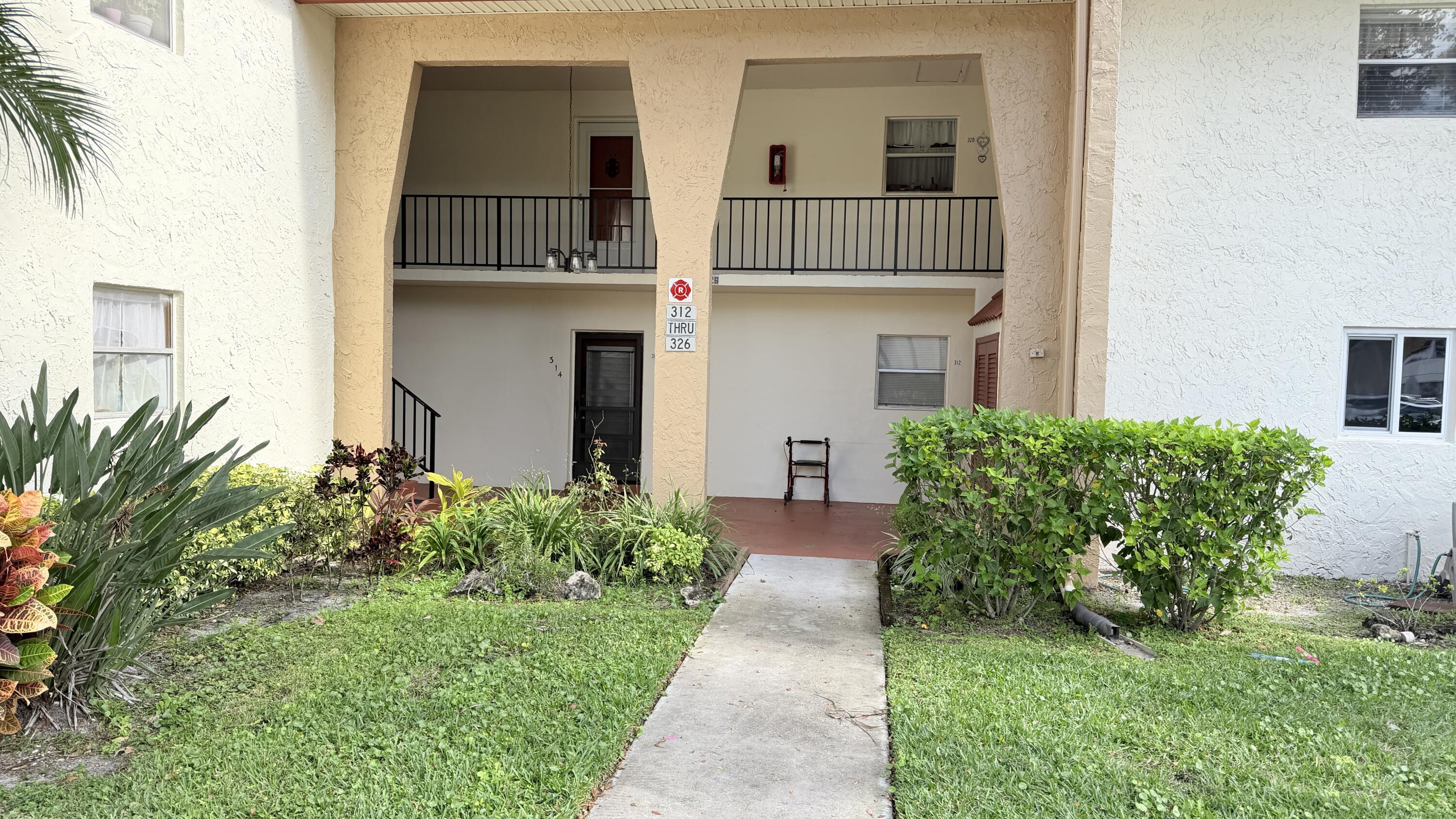 320 Lake Dora Drive 320, West Palm Beach, FL 33411, West Palm Beach