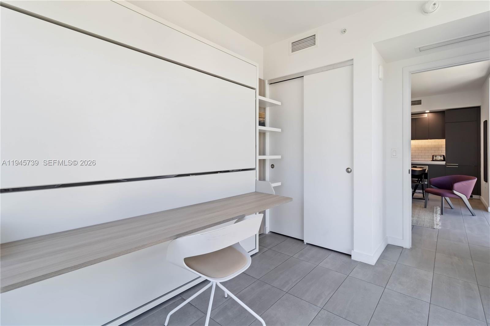 227 NE 2nd Street 2506, Miami, FL 33132 photo 18