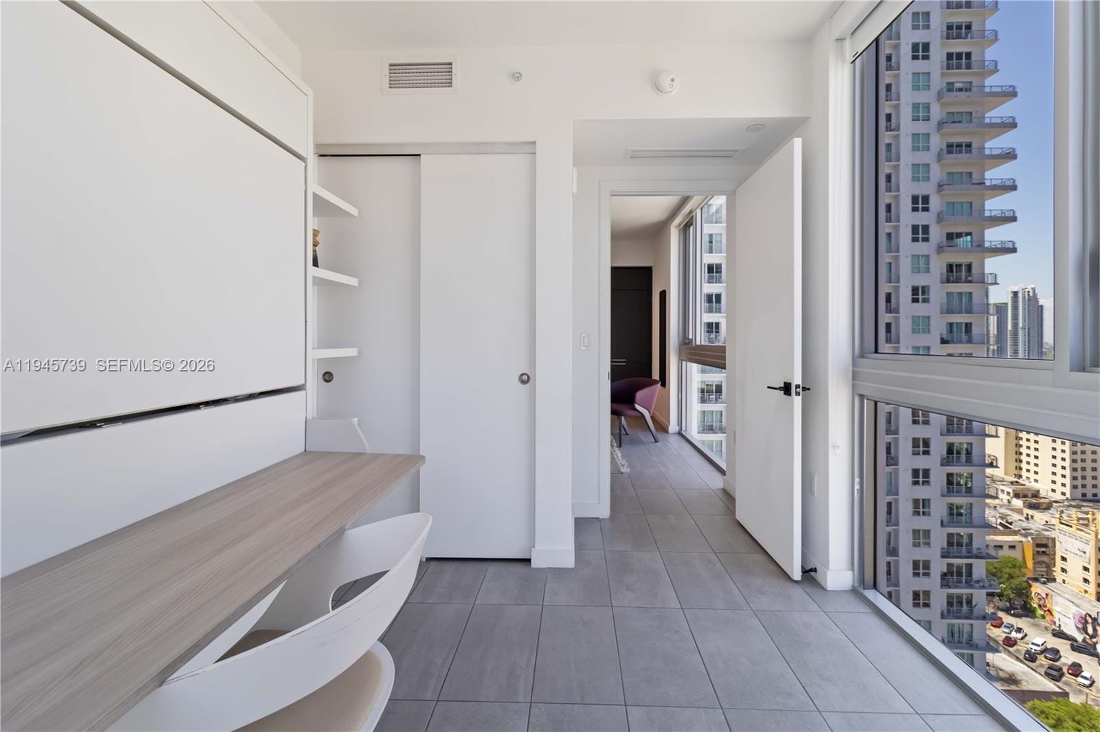 227 NE 2nd Street 2506, Miami, FL 33132 photo 19