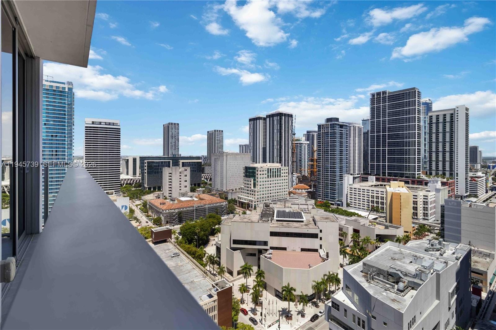 227 NE 2nd Street 2506, Miami, FL 33132 photo 29