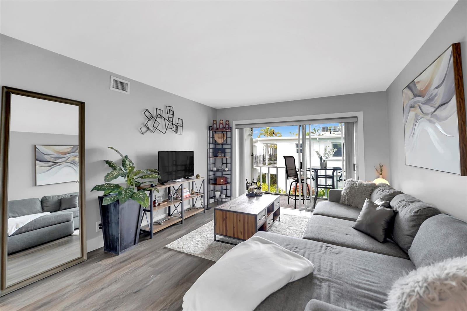 2161 NE 42nd Court 215 — photo 5