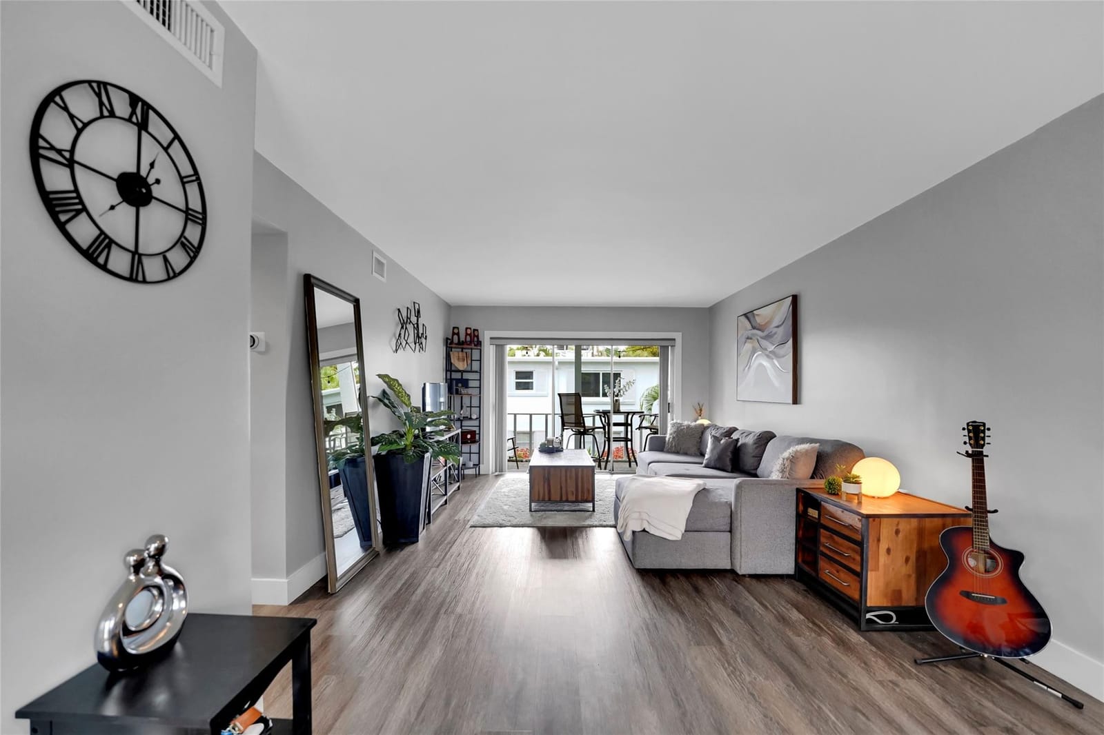 2161 NE 42nd Court 215 — photo 9