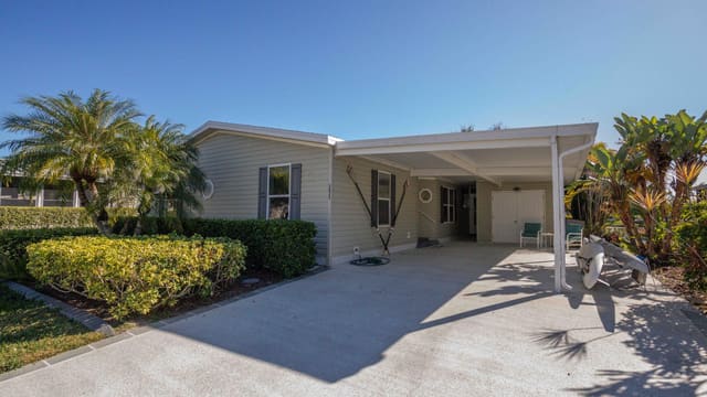 2825 Eagles Nest Way, Port St. Lucie, FL 34952