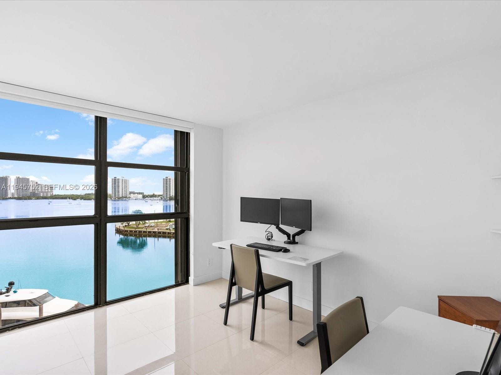 1000 W Island Boulevard 612, Aventura, FL 33160 photo 13