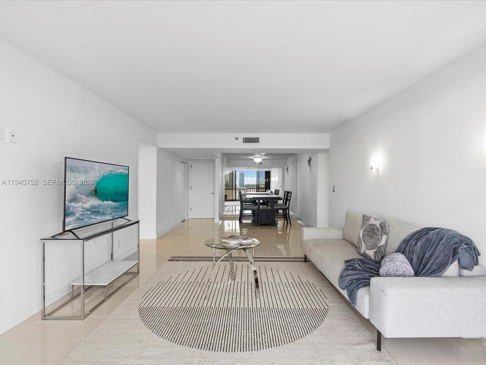 1000 W Island Boulevard 612, Aventura, FL 33160 photo 3