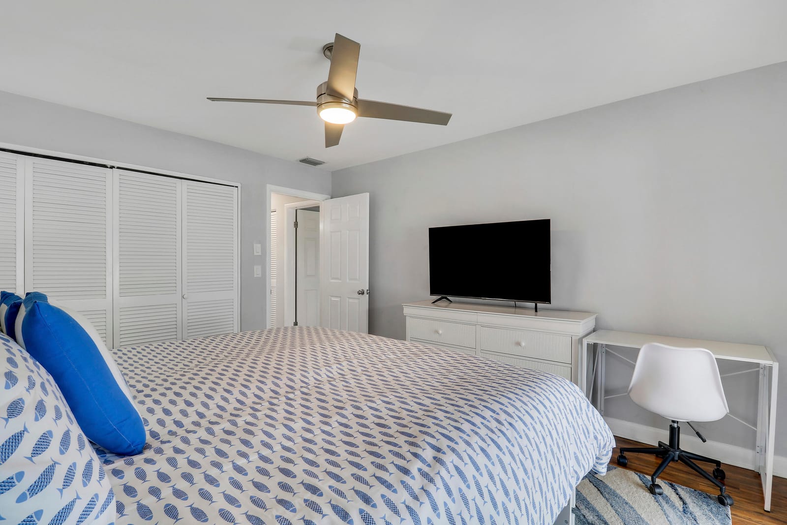 112 Yacht Club Drive 8, North Palm Beach, FL 33408 photo 17