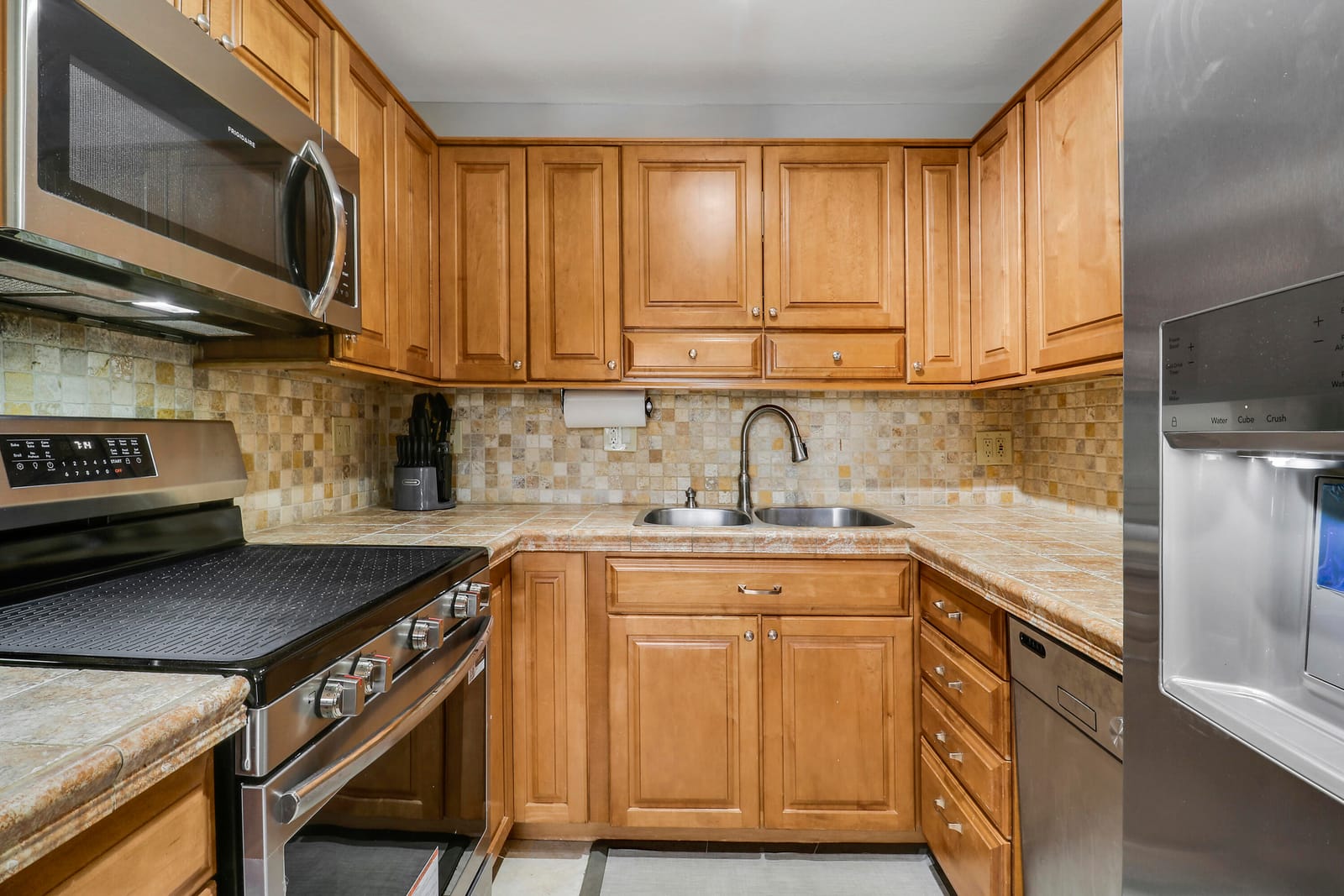 112 Yacht Club Drive 8 — photo 10