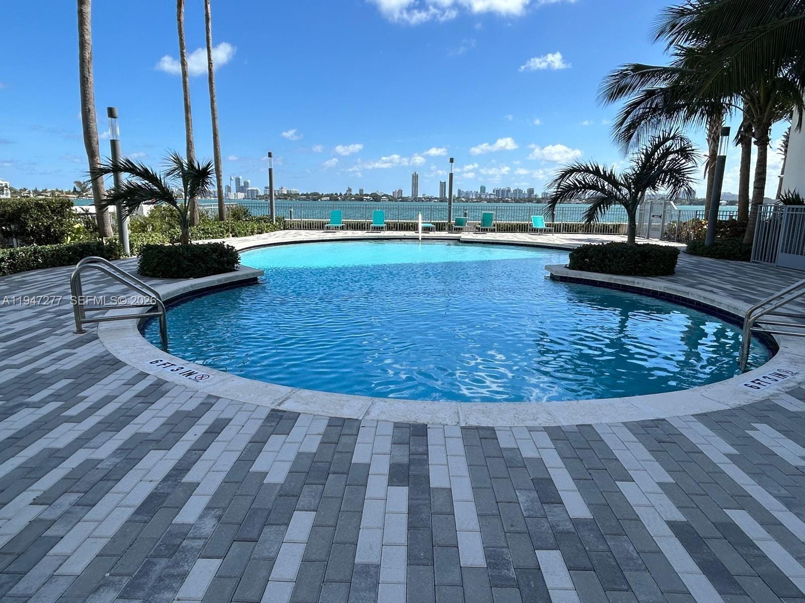 7501 E Treasure Drive 5R, North Bay Village, FL 33141 photo 2