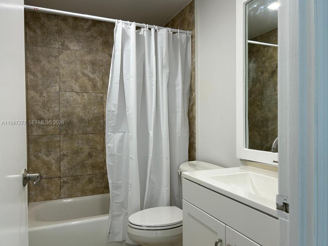 7501 E Treasure Drive 5R, North Bay Village, FL 33141 photo 8