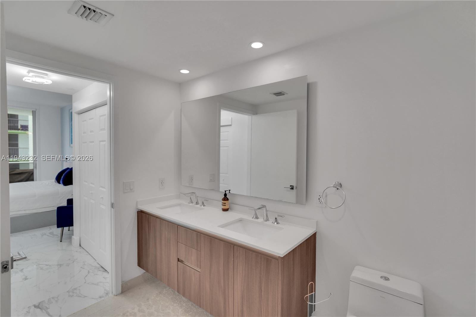 488 NE 18th Street 1708, Miami, FL 33132 photo 25