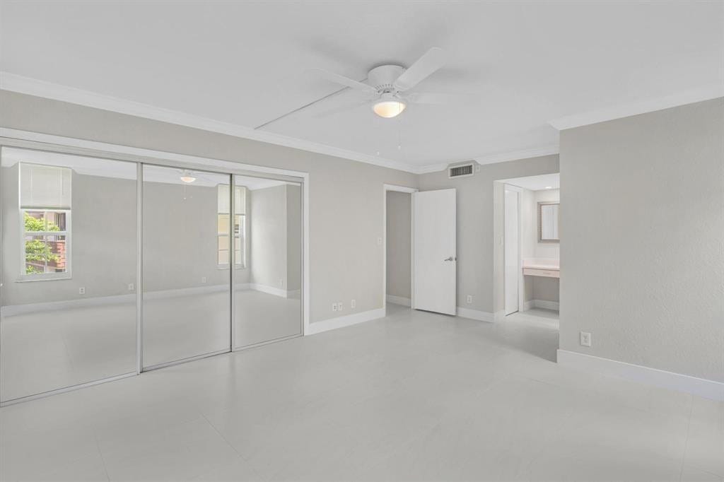 3800 Oaks Clubhouse Drive 201, Pompano Beach, FL 33069 photo 22
