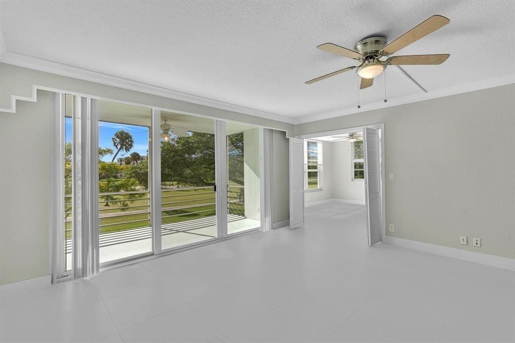 3800 Oaks Clubhouse Drive 201, Pompano Beach, FL 33069 photo 25