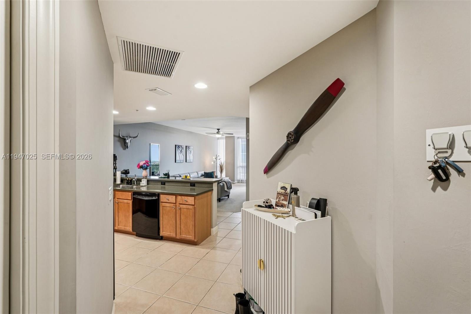 5781 Cape Harbour Drive 903 — photo 6