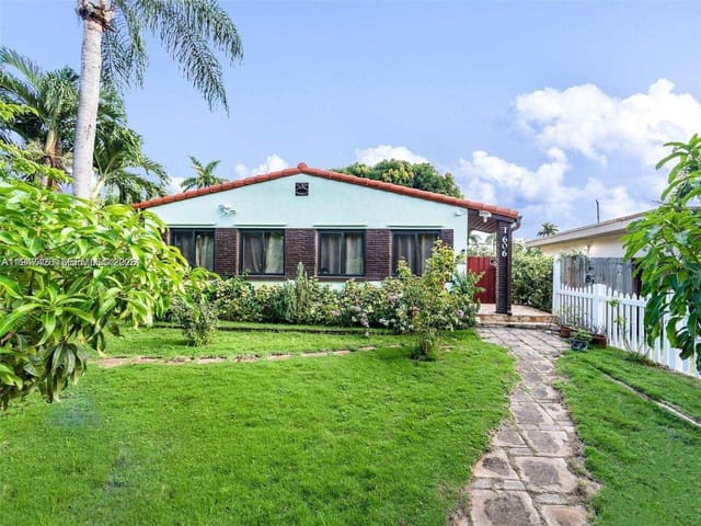 1606 Wiley Street, sold in Sunset Trails No 4, Hollywood, FL