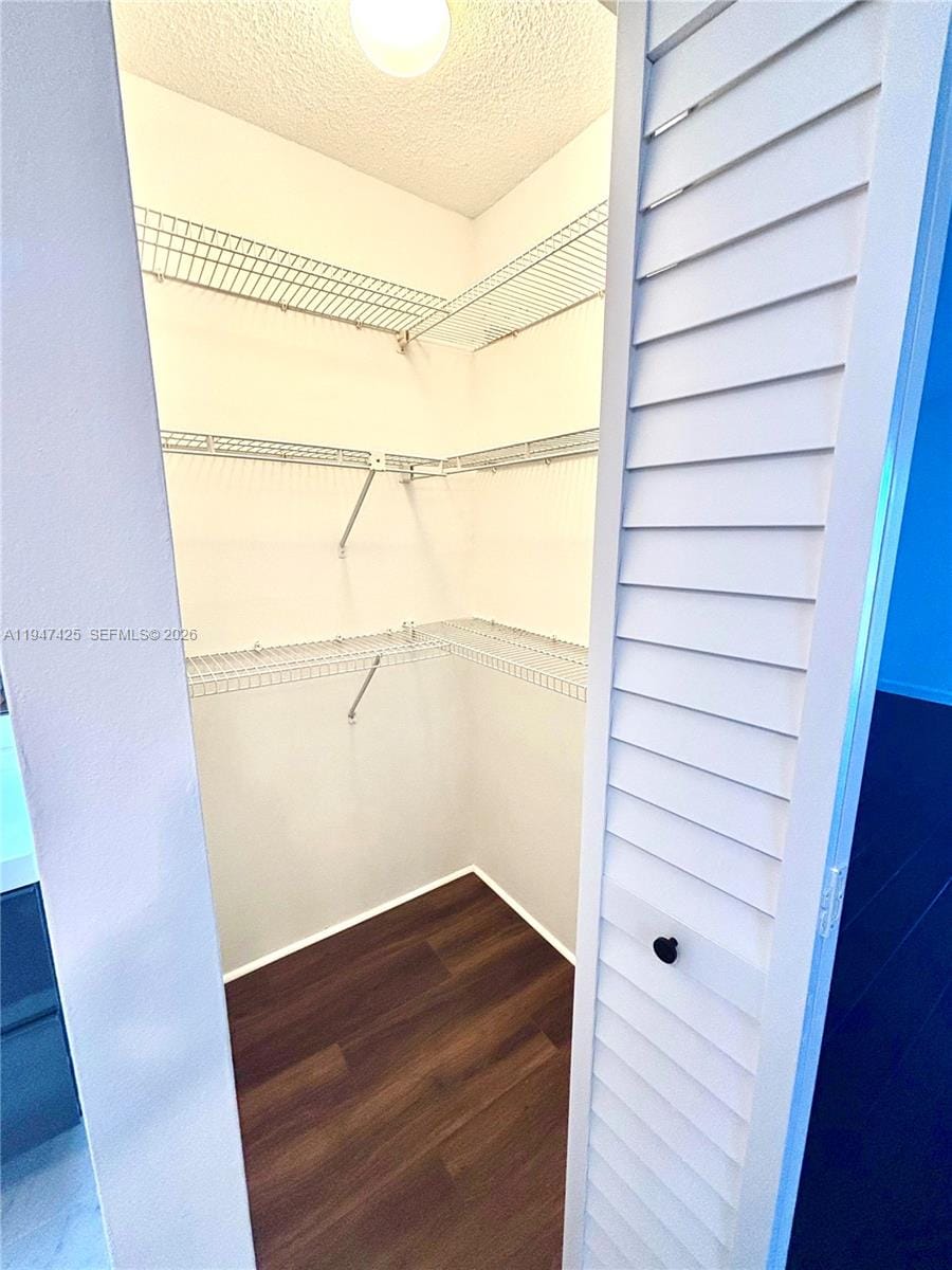 20335 W Country Club Drive 405, Aventura, FL 33180 photo 23