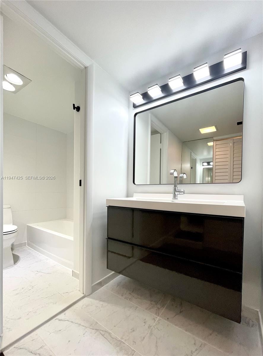 20335 W Country Club Drive 405, Aventura, FL 33180 photo 24