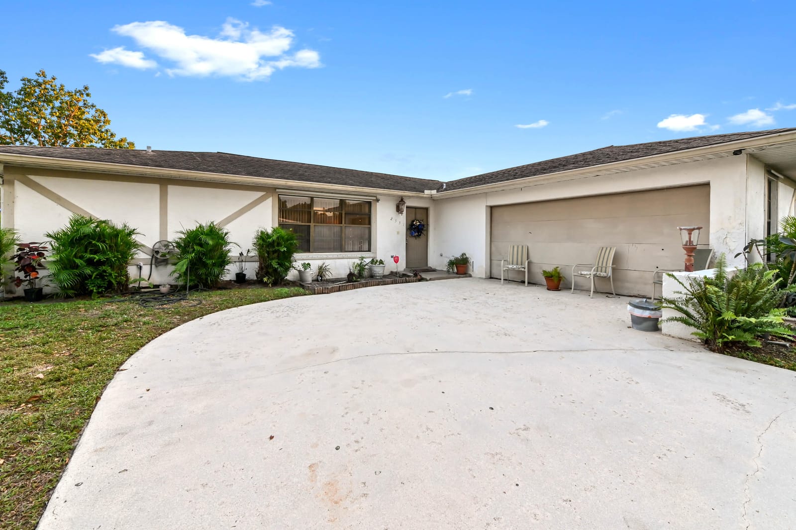 2531 Doral Way — photo 2