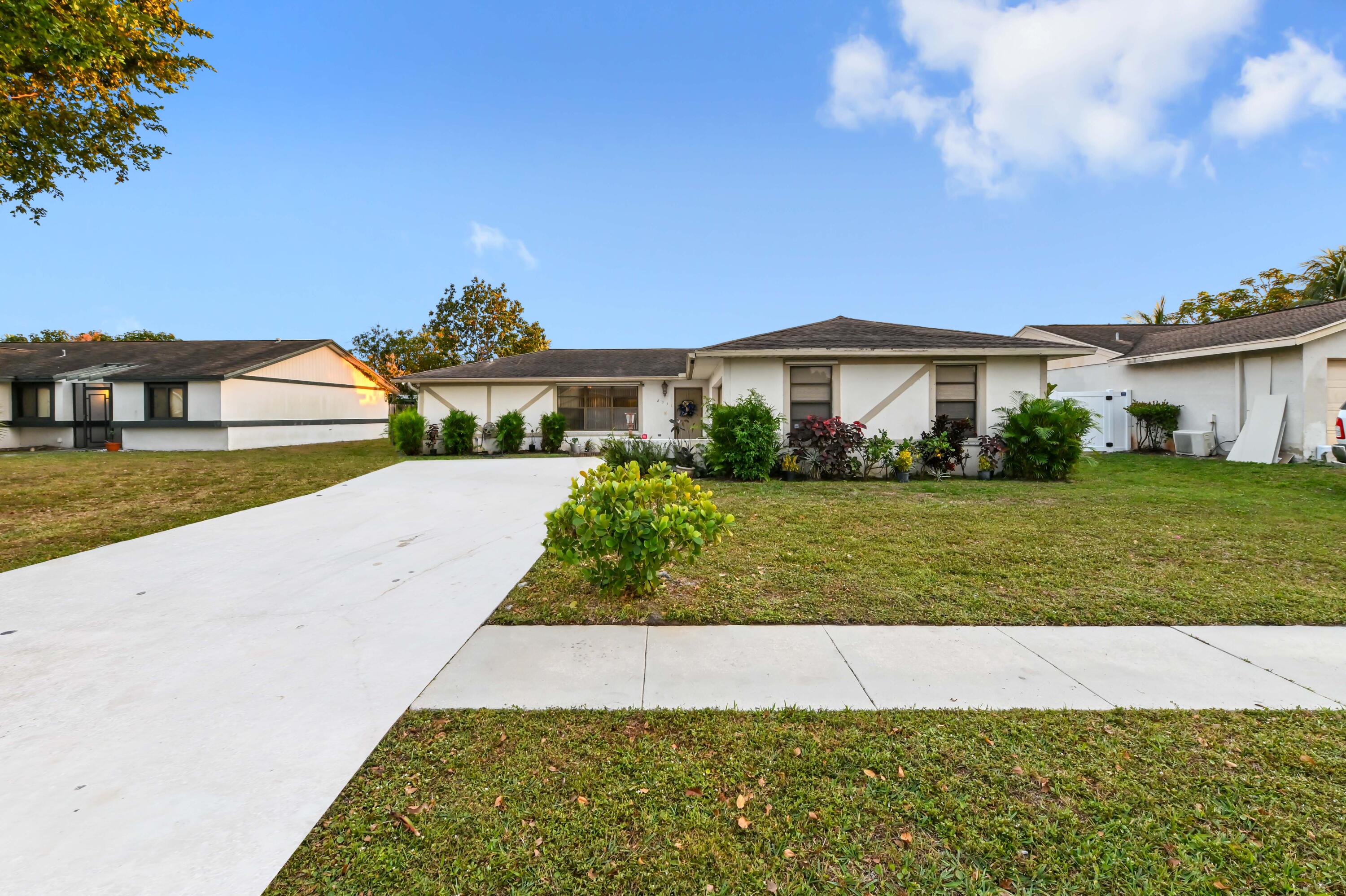 2531 Doral Way, Riviera Beach, FL 33407, Riviera Beach