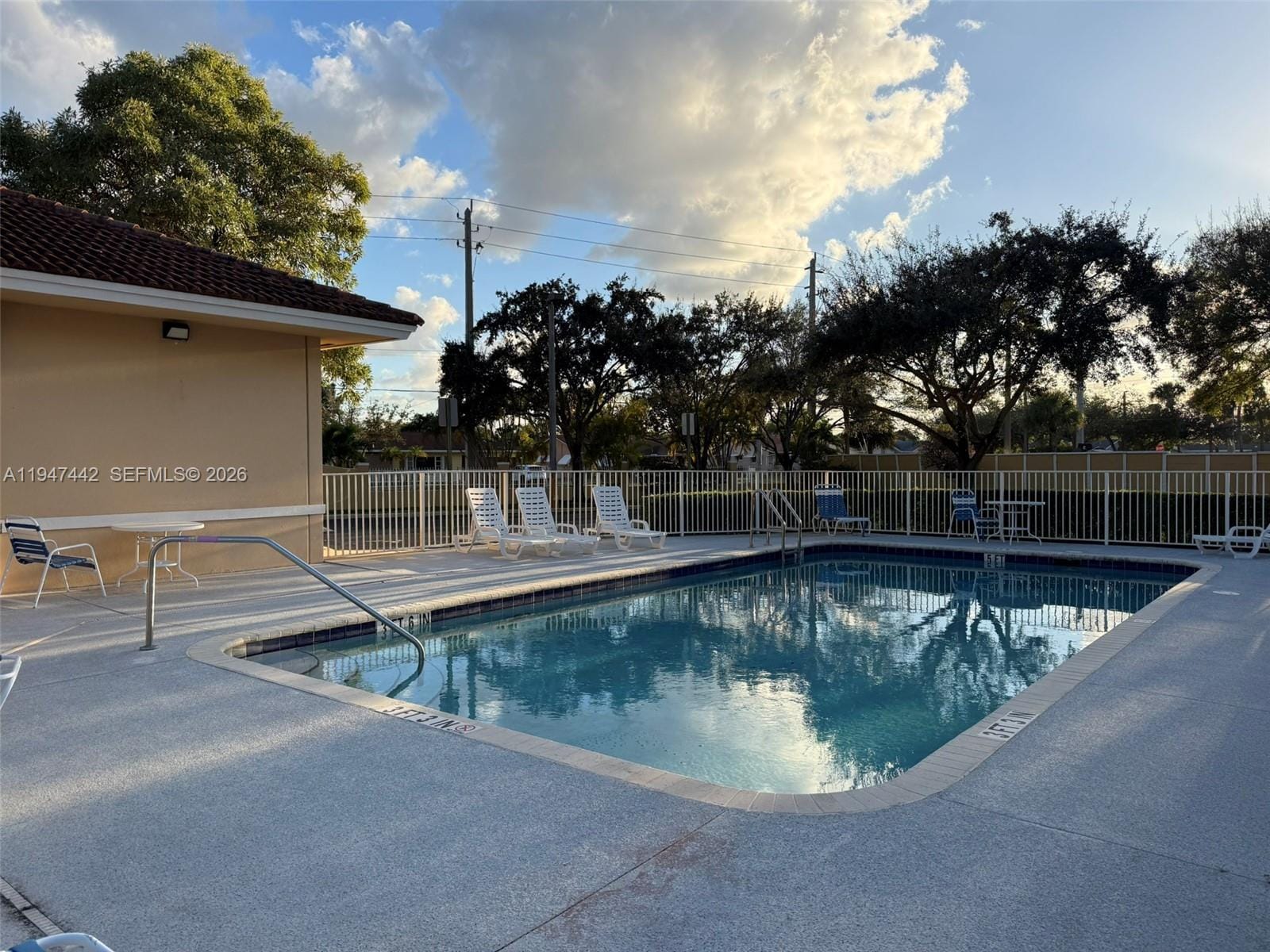 9907 Westwood Drive 21-2 — photo 11