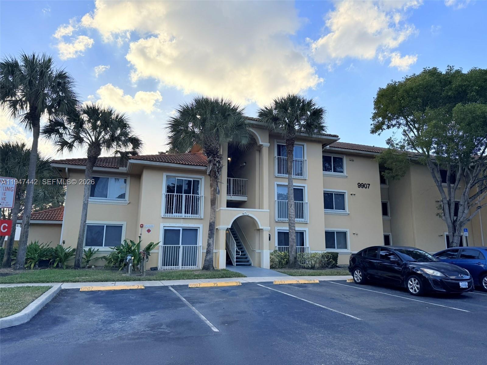 9907 Westwood Drive 21-2, Tamarac, FL 33321, Tamarac