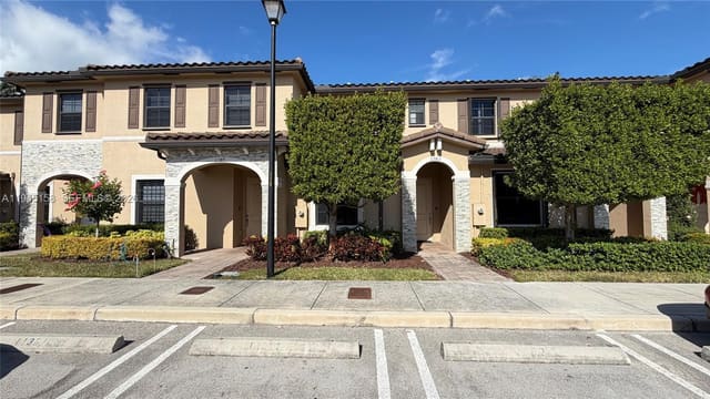 11383 SW 248th Terrace, sold in Coco Palm Villas, Homestead, FL
