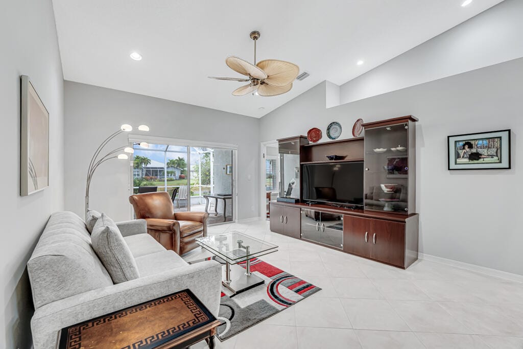 8590 Logia Circle — photo 7