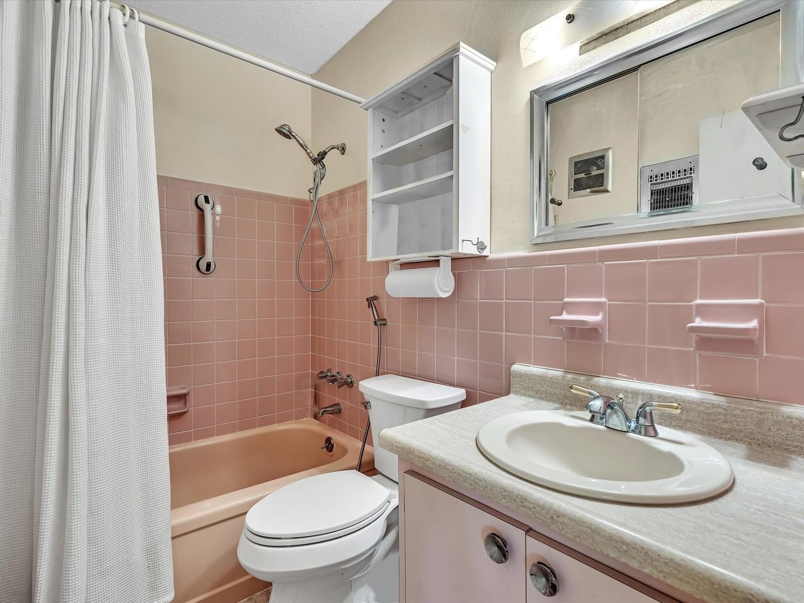2124 NE 56th Court 209, Fort Lauderdale, FL 33308 photo 15