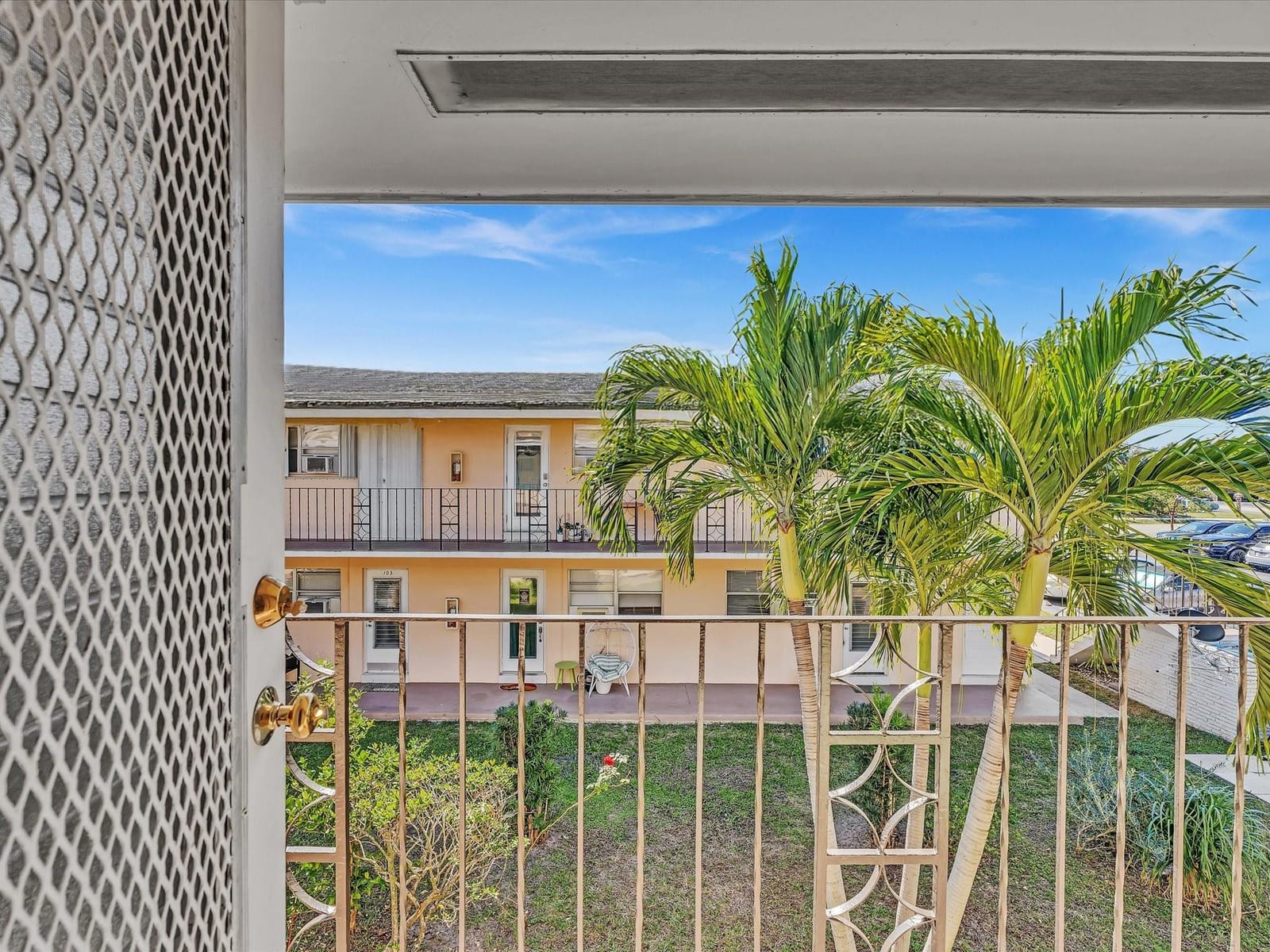 2124 NE 56th Court 209, Fort Lauderdale, FL 33308 photo 18